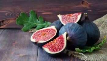5 ягоды и фрукты, с которыми можно незаметно поправиться